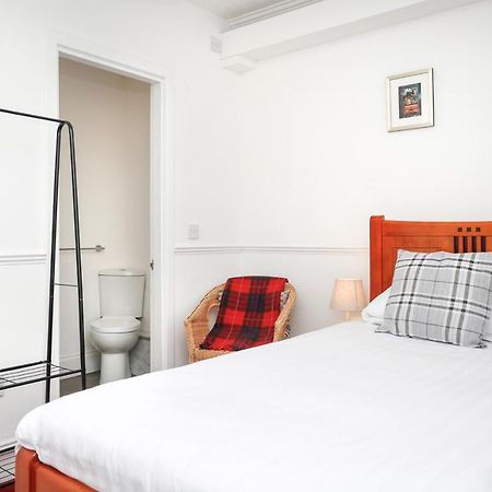 Emmaus Guest House エディンバラ エクステリア 写真
