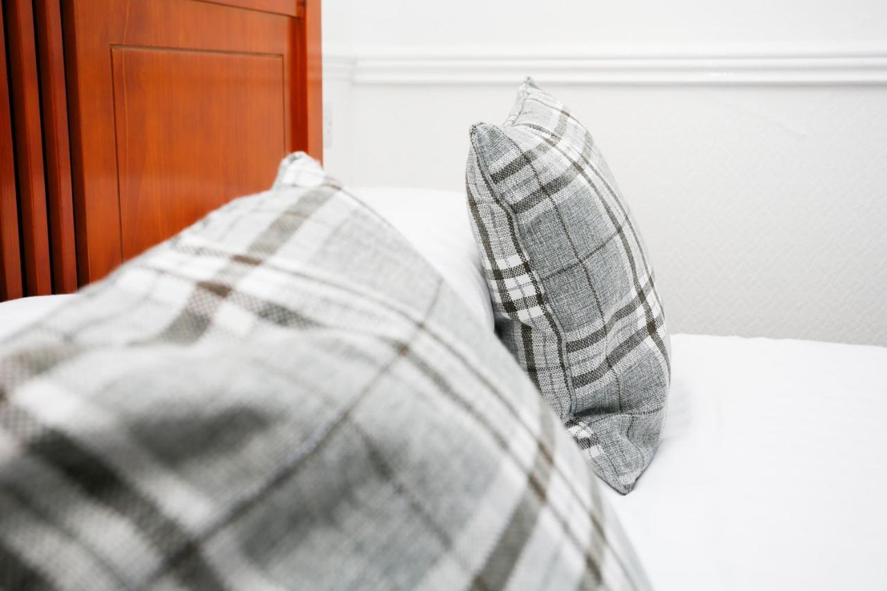 Emmaus Guest House エディンバラ エクステリア 写真